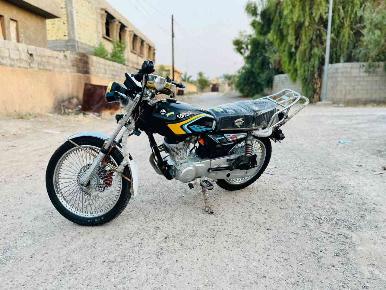 دراجه تايكر 24شكل 25 اخير كصه بشهر 11 

اوراق كرتونيه 
مكينه ما مفتوحه 

شلعه معدل 🔥
اي نقص ما بيها 
شاشه طافيه مرات تشتغل ماعرف شنو سببها 
ول مازده مال لايت مبدله فقط 
الباقي كله مكفول دراجه خير من الله 

رقمي /***********

السعر 625وبيها مجال حك جيتك ولي ما عاجبه السعر اشكال كدامك
