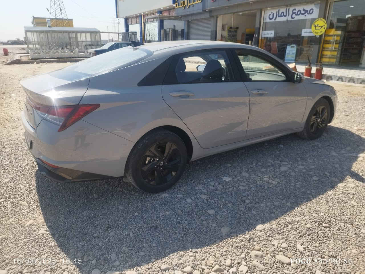 السلام عليكم .. افانتي موديل 23 ماشيه 90 الف سيارة كلش جديده محرك 1600 دبل نوزل رقم بغداد بأسمي ايرباك دركه طاك سونار موجود للبيع فقط مكان السيارة تكريت ***********
