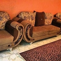تخم 10 مقاعد للبيع اي ضرر ما بي استعمال قليل السعر 650 وبي مجال  الرقم...