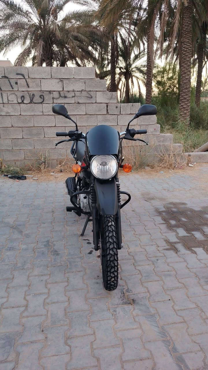 يالله السلام عليكم بوكسر موديل 22 مرقم سنوية ولوحات انكليزي تحويل ثاني دراجة كفالة عامة مكينة سبانة ماممدوة عليهة دراجة بعد احله من الصور
اينقص مابيه كاملة تحويل شوكت ميعجبك  
متوفر نضام اقصط ماستر الرافدين فقط 
( عسكري متقاعد موضف او وريث )
مكاني ديالى_بعقوبه التحرير مقابل الفوج السابع 
***********
