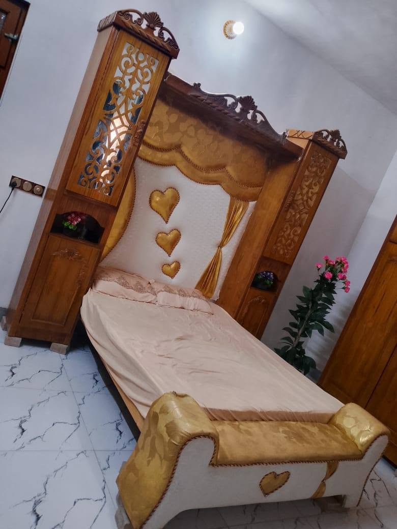 للبيع
***********

صاحب الغرفه
