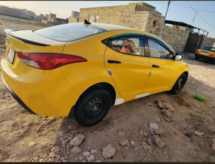 سلام عليكم 
سياره النترا موديل 12 خليجيه السياره لا تبديل لا ضربه عدا خشم البنيد تبريد ثلج حداديه جديده مكينه وكير خير من الله المكان الديوانيه قضاء السدير رقم ***********
