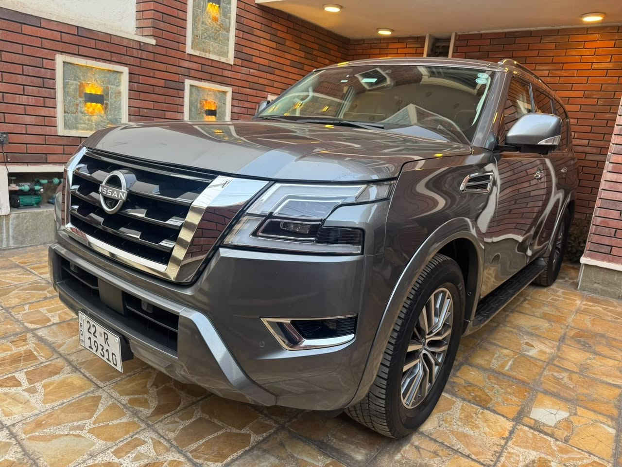 🚙 Nissan Armada SL 2023

💰 السعر: 369 ورقة
📞 ***********
📍 العنوان: الدورة – شارع أبو طيارة

🔥 نيسان أرمادا SL 2023 – فخامة وقوة ومواصفات عالية

واحدة من أرقى فئات الأرمادا، بمواصفات SL المميزة، تجمع بين الفخامة والرحابة والقوة.

🔹 محرك 5.6L V8 بقوة 400 حصان
🔹 قير أوتوماتيك 7 سرعات
🔹 كامرات 360 درجة
🔹 رادار 360 درجة
🔹 صندوق خلفي كهربائي
🔹 فتحة سقف
🔹 مقاعد جلد
🔹 مقاعد أمامية كهربائية
🔹 تسخين المقاعد
🔹 شاشة كبيرة ونظام ترفيهي
🔹 Apple CarPlay & Android Auto
🔹 دخول وتشغيل ذكي
🔹 مثبت سرعة
🔹 حساسات أمامية وخلفية
🔹 مواصفات SL كاملة

🛠️ حالة السيارة:
✔️ الضرر بدون صبغ
✔️ بدون أي إيرباك
✔️ الضرر فقط تعديل PDR
✔️ بدون أضرار هيكلية
✔️ السيارة نظيفة وجاهزة للاستخدام

📋 الأوراق والمعلومات:
✔️ رقم أربيل
✔️ الرقم باسمي شخصياً
✔️ فحص وهزة
✔️ رقم جديد بالكامل

⭐ سيارة عائلية فخمة، واسعة وقوية… ومواصفات SL تخليها مميزة بكل تفاصيلها.

📞 للاستفسار: ***********
📍 الدورة – شارع أبو طيارة

💰 السعر: 369 ورقة بغداد, العراق
