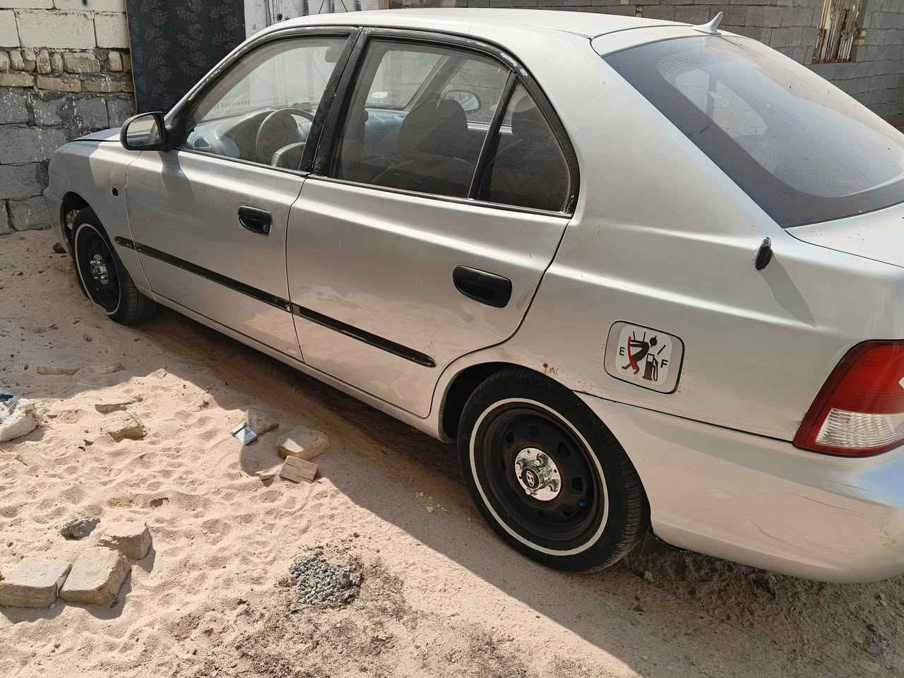 اكسنت فيرنا • ٢٠٠٠ • رقم بابل