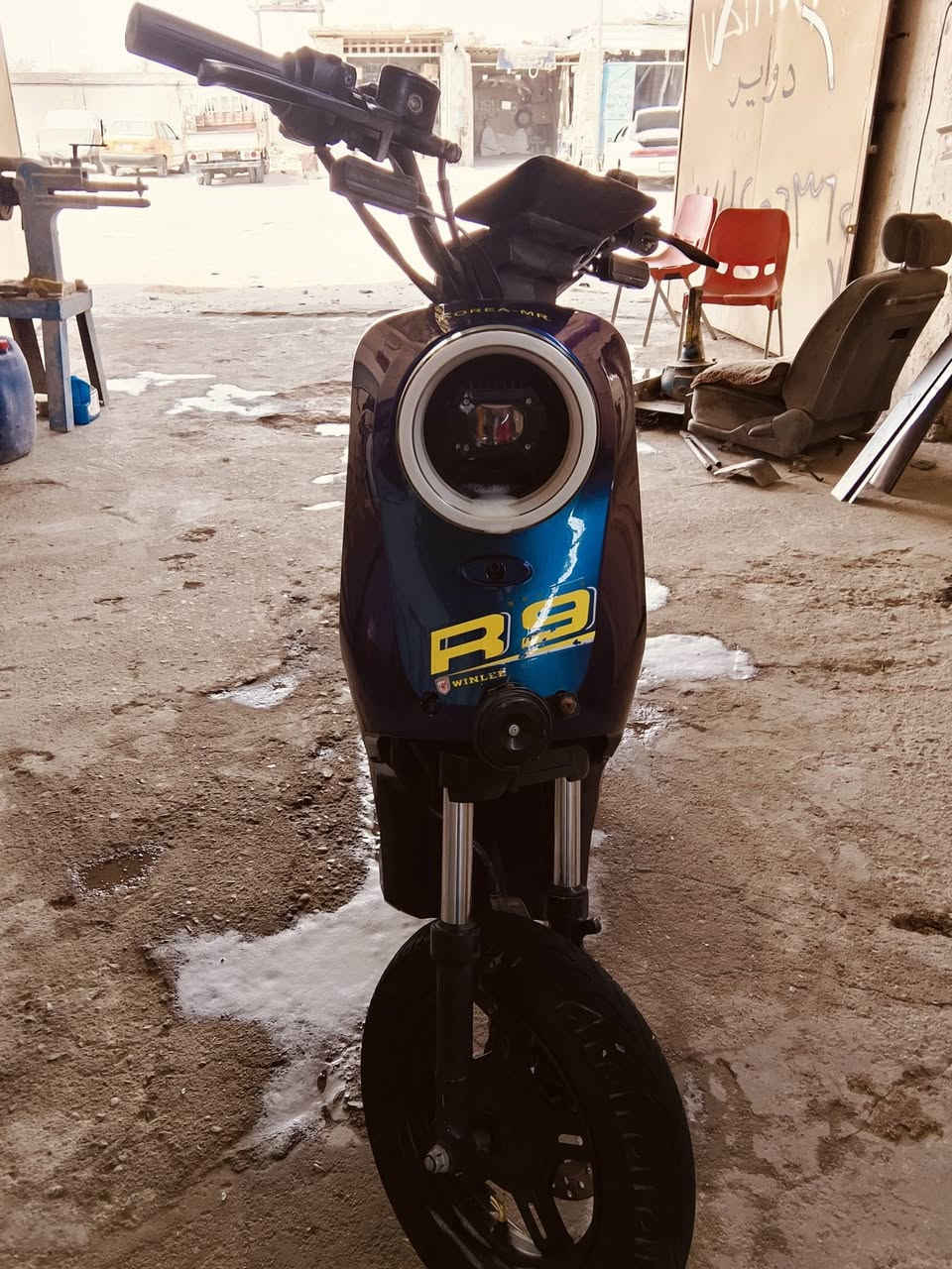 سلام عليك دراجه R9 جديده موديل 2025 درجه بطاريات  كفاله جديدات 35 امبير سعر 290 وبيها مجال المكاني البصرة الزبير *********** بيه واتساب
