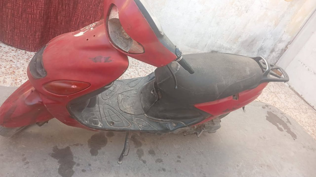 دراجه اكزز للبيع سعره 325وبيه مجال علواني بصره كرمت علي رقمي ***********
