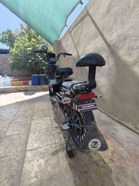 ماطور شحن • ٥ بطاريات • ٣٣٩٠ كم