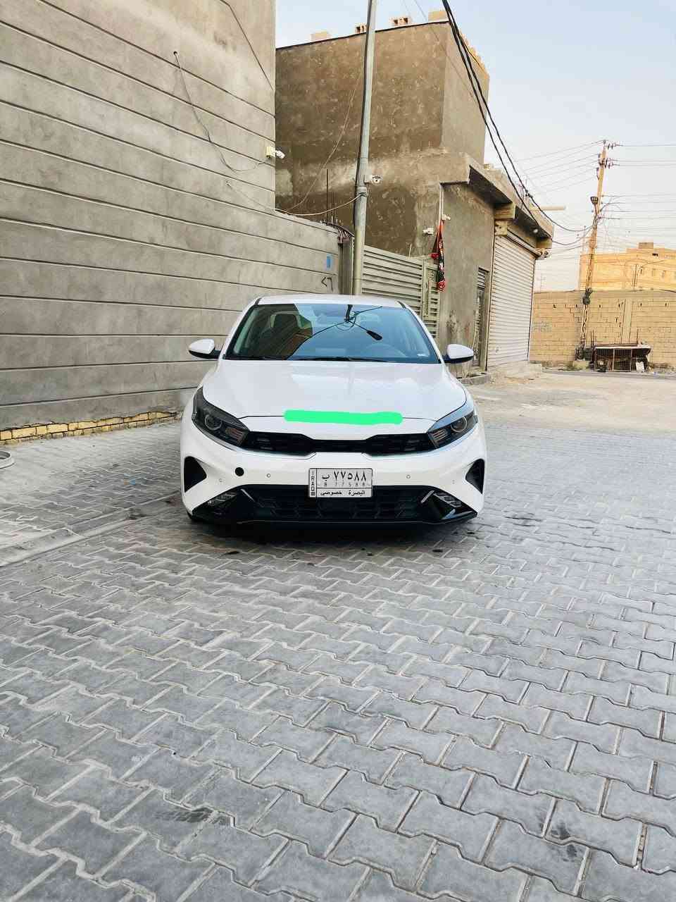 السلام عليكم كيا فورتي رقم بصره الجديد شبه مميز باسمي تحويل ثاني يوم بيه بارد مكانين وصبغ دوسه تبريد جديد وحداده توب تخم تاير ماشيه 52 ميل *********** السعر 165
