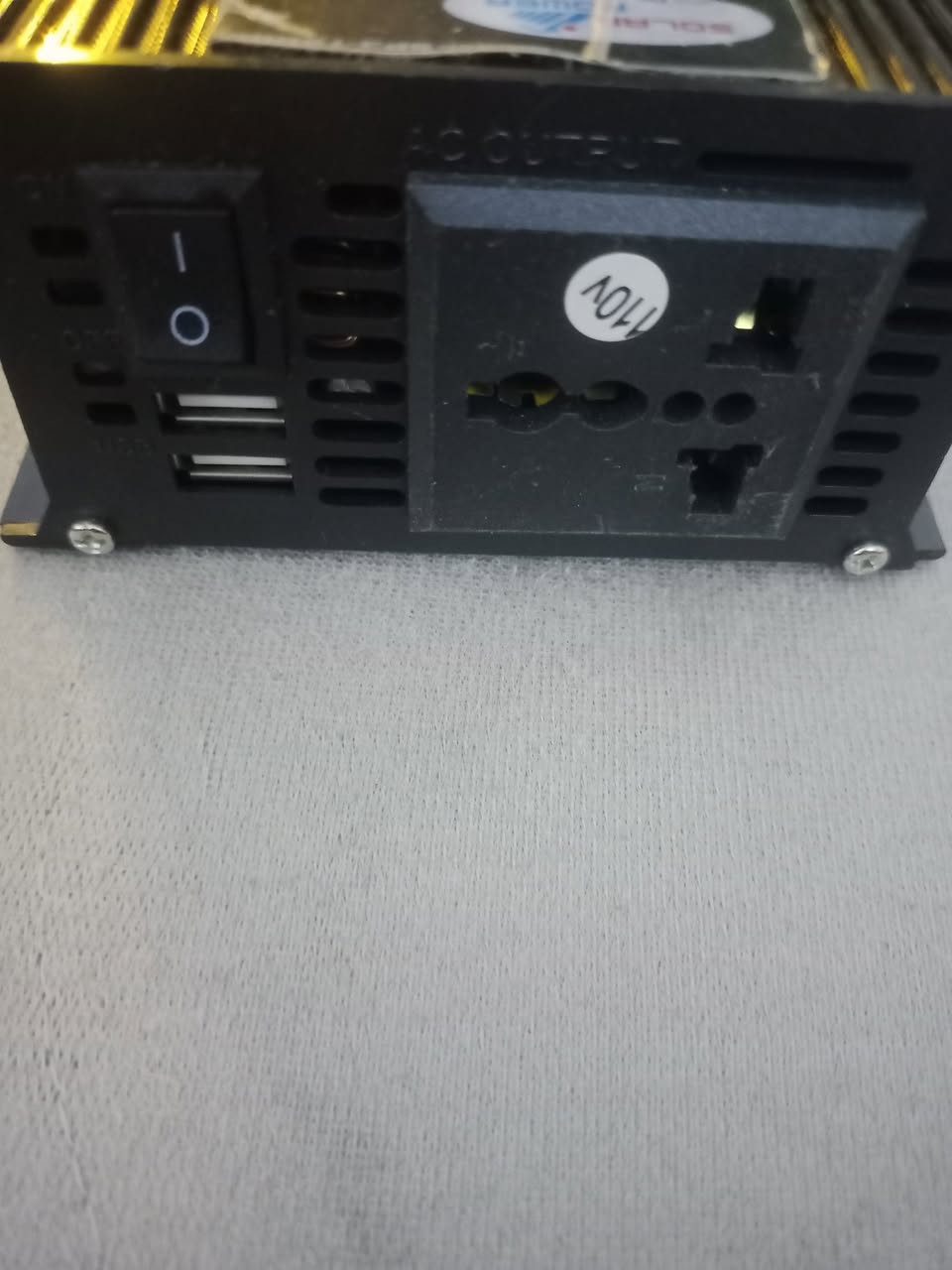 محول 12V-220V • ٦٠٠٠ واط • منافذ USB