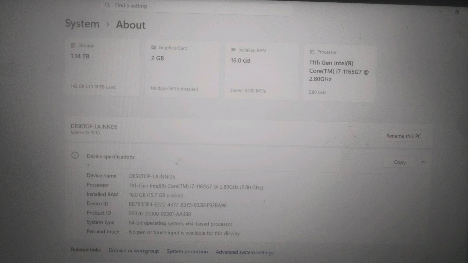 حاسبة dell مستعملة نظيفة جدا
 معالج core i7-1165G7
 رام 16gb ddr4
 تخزين 1tb hdd 256gb ssd
nvidia geforce mx 350 2gb كارت شاشة
675 و بيها مجال
للتواصل ***********