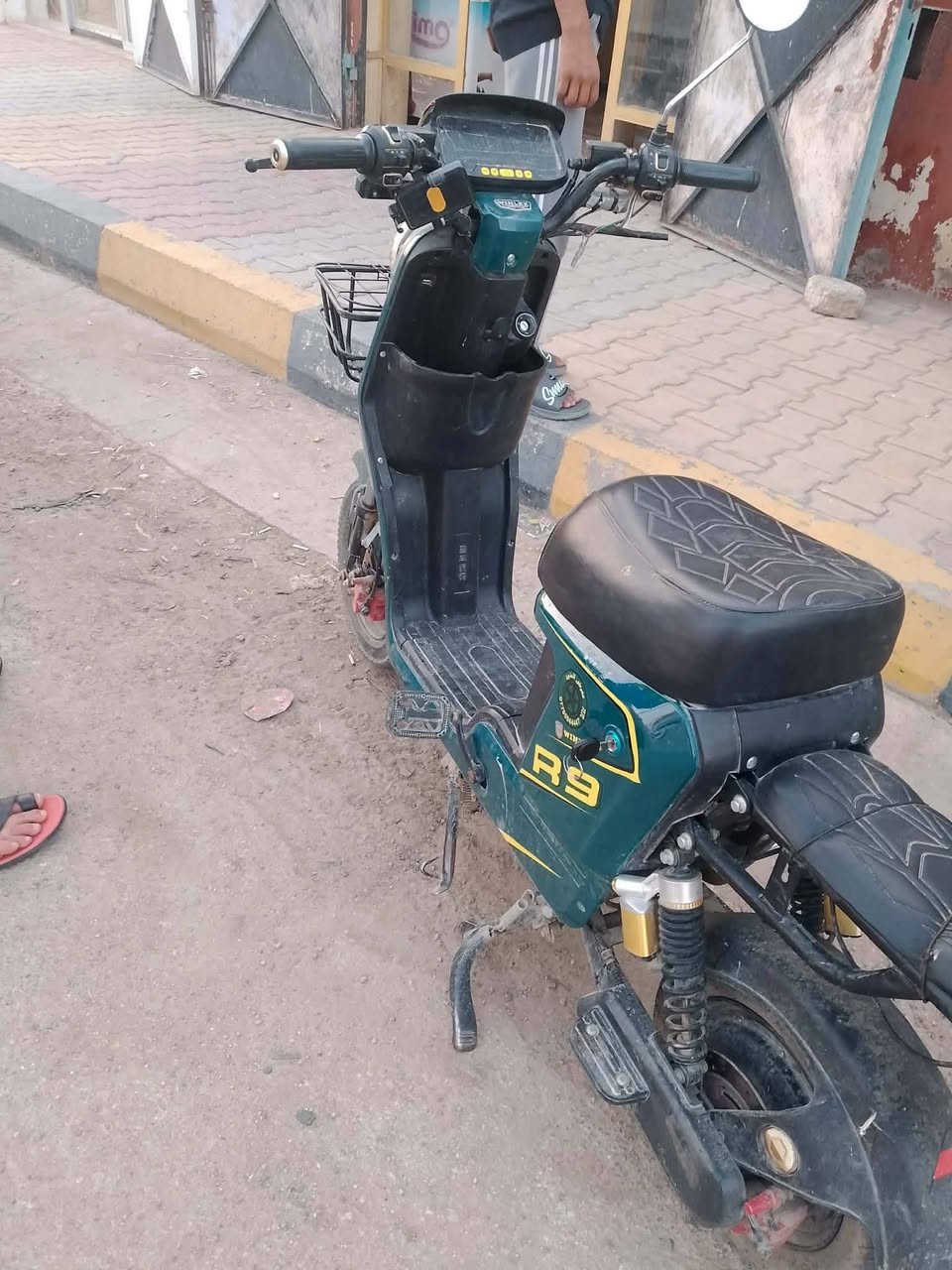 ماطور R9 شحن لبيع سعره 500وبيه مجال اتصال على هذا رقم ‏‪***********‬‏
عمار مصلح العبيدي او مراسلة

