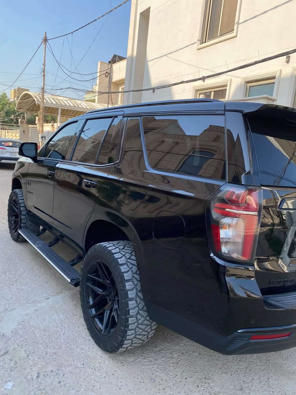 تاهو ٢٠٢٣ فئه Z71
رقم بغداد 

السياره ترفيع ورنكات بلادي من امريكا تعديل شركة Kc 

ضرر جاملغ وبنيد بدون ايرباك

فول مواصفات جاهزه مابيها اي نقص

اكثر استفسار متوفر واتساب

***********
