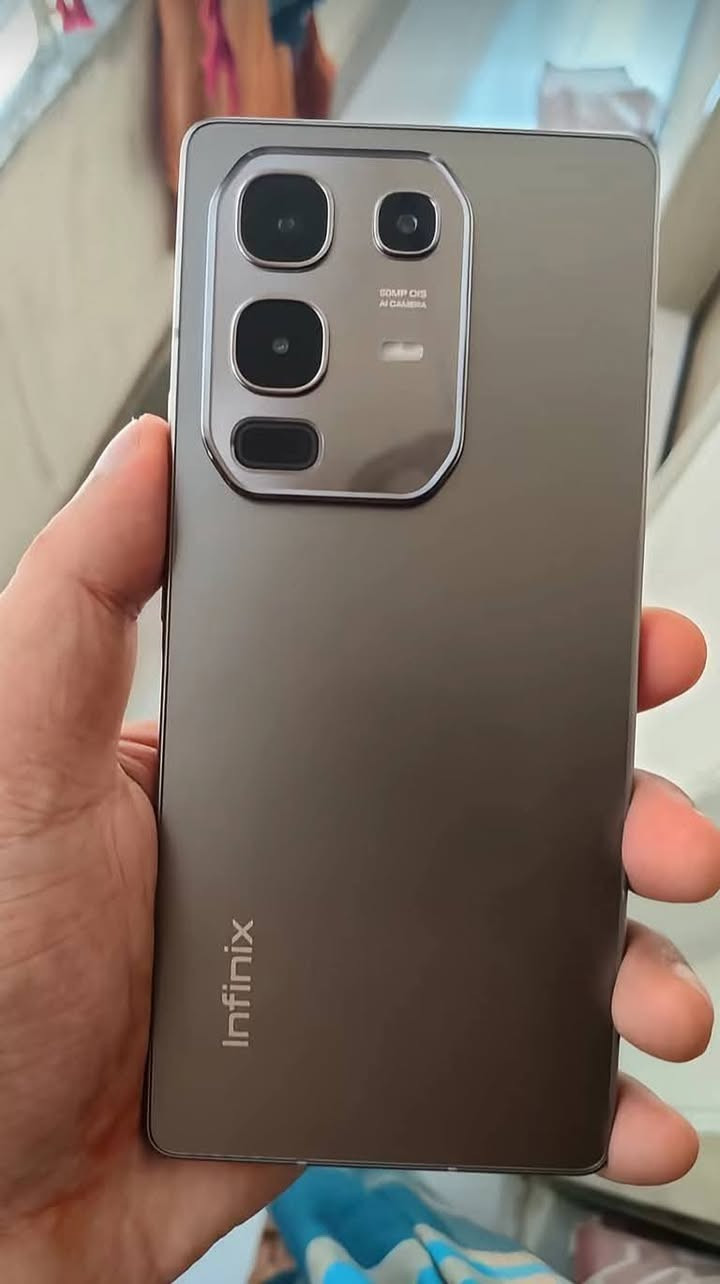 نوت 50pro 5G للبيع او المراوس 
رقم الهاتف  ***********
