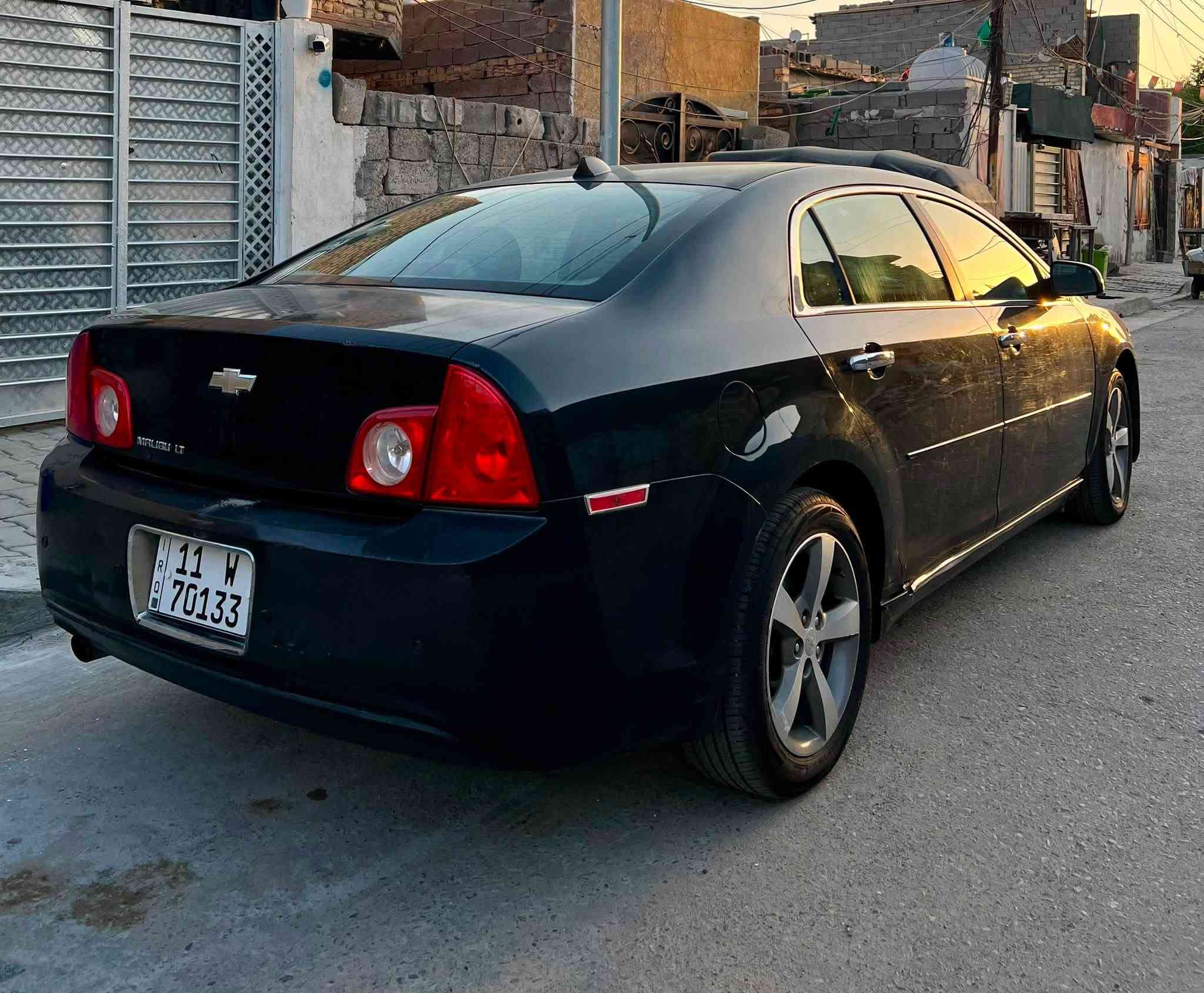 يالله بيع مستعجل
ماليبو لون اسود 2012 مواصفات LT
وارد امريكي ضرر خشم الجاملغ والبنيد والباقي  بلاد عظمتهه حلوه محرك 2400 المرغوب غرفة جلد اسود فتحه سقف كراسي كهرباء  تبريدها ثلج لكن ينقص غاز  كهربائياتها كلها شغاله اطارات جدد تخم 
بيها ملاحظات بسيطه تنزل من سعرها للشراي 
رقم بغداد باسمي 
مكانها بغداد الشعب 
***********
السعر 58 وتدللون
