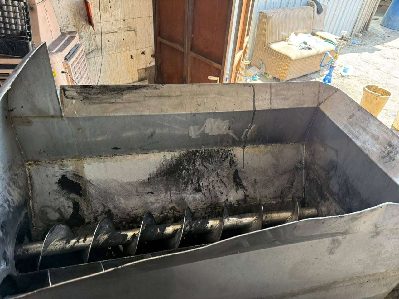 ماكينة خلط سلستيل دبل جاگيت جاهزة للعمل عنوان بغداد رقم ***********
