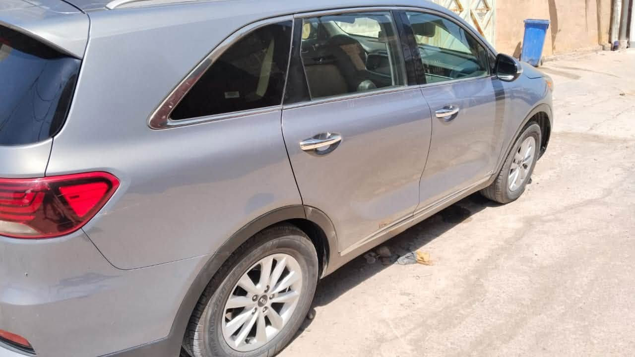 سلام عليكم سارنتو. موديل 20 سونار صور الحادث موجوده  حادث بنيد فقط. وبيها بارد بلجاملغات
وارد أمريكي  6 سلندر. 7 راكب 
سعر 185 وبيها مجال كلش حلو 

مواصفات عاديه سويج  يعني مواصفات نص فول 
ماشيه 88 
مكان سياره المسيب. للتواصل *********** 
دلال سيد عبدالله
