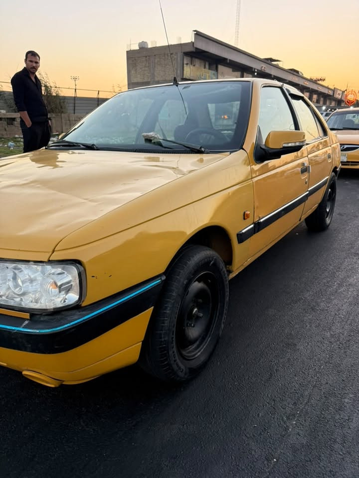السلام عليكم بيجو روى ٢٠٠٩ محدثه بجم السياره كير حداديه محرك خير من الله السياره مطلوبه فقط هيئه تريد تحويل تريد مكاتبه الهيئه على المشتري كهربائيات شغاله تبريد شغال باتري جديد معروضه ب١٢ وبيها مجال حك الجيه العنوان رئاسه المعلمين 
***********
