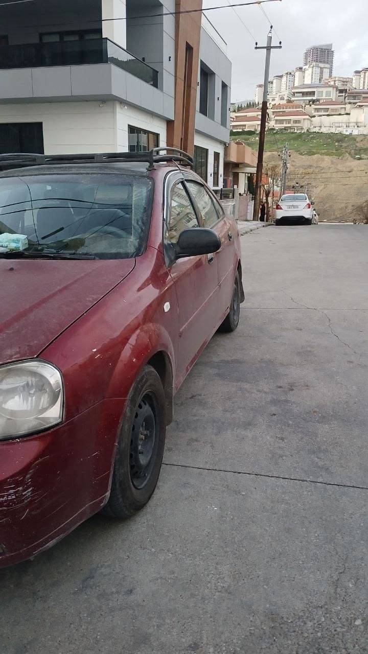 اوبترا ٢٠٠٤
كير عادي محرك نضيف تبريد شغال
تخم تاير باتري جديد كهربائيات حديثه وجديده البدي نضيف مثل ماتشوفون بالصوره الداخل نضيف السعر 53 ورقه 
عنوان السياره زيونه
***********
