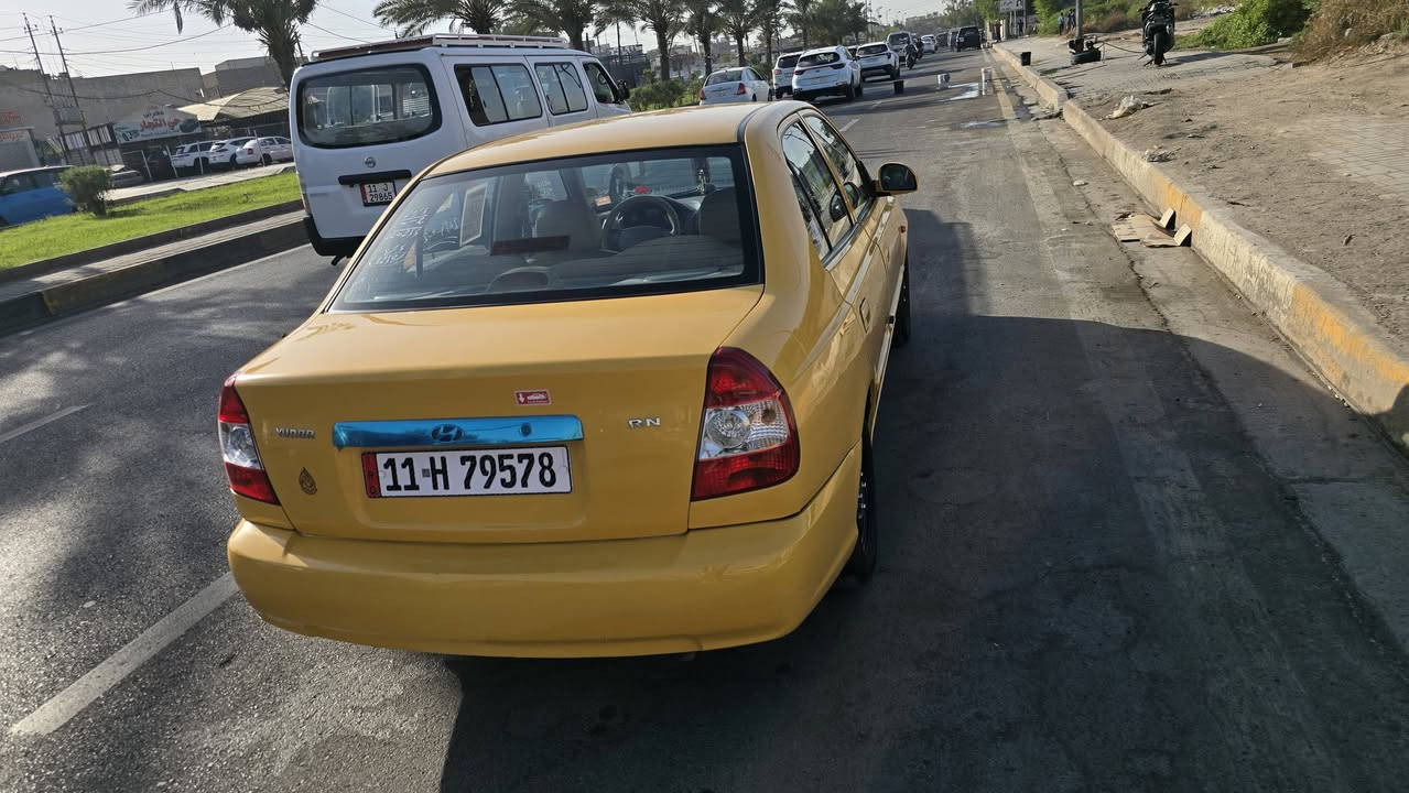 سلام عليكم فيرنا 2015جاهزه تخم تاير جديد مكينه كير تبريد حداديه خير من الله سنوية جديد تحويل ثاني يوم سياره
مصفره هيه وغرمات 
زنون عالي ناصي  شاشه تاب 
دوشمه عام نحله 
 بيهه طخه بل خشم مال جاملغ امامي ماوصله لالغد ولا شاصي سياره خير من الله المكان بغداد  الشعب  السعر 63 بيهه مجال الشراي اتصل ***********
