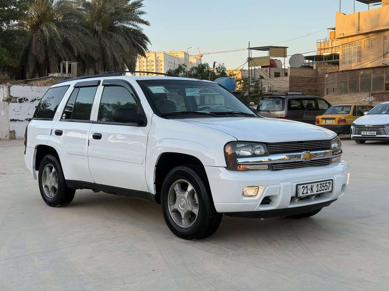 بلايزر موديل ٢٠٠٨ كفاله عامه قطره صبغ مابيها مكينه كير حداديه تخم تاير كوله جديد وبشرط رقم جديد سنويه بسمي تحويل او وكاله اني حاضر مكان السياره كربلاء الشراي يتصل مامتواجد ع الفيس السعر ١٠٨ مجال حك الجيه ***********  تحياتي للجميع
