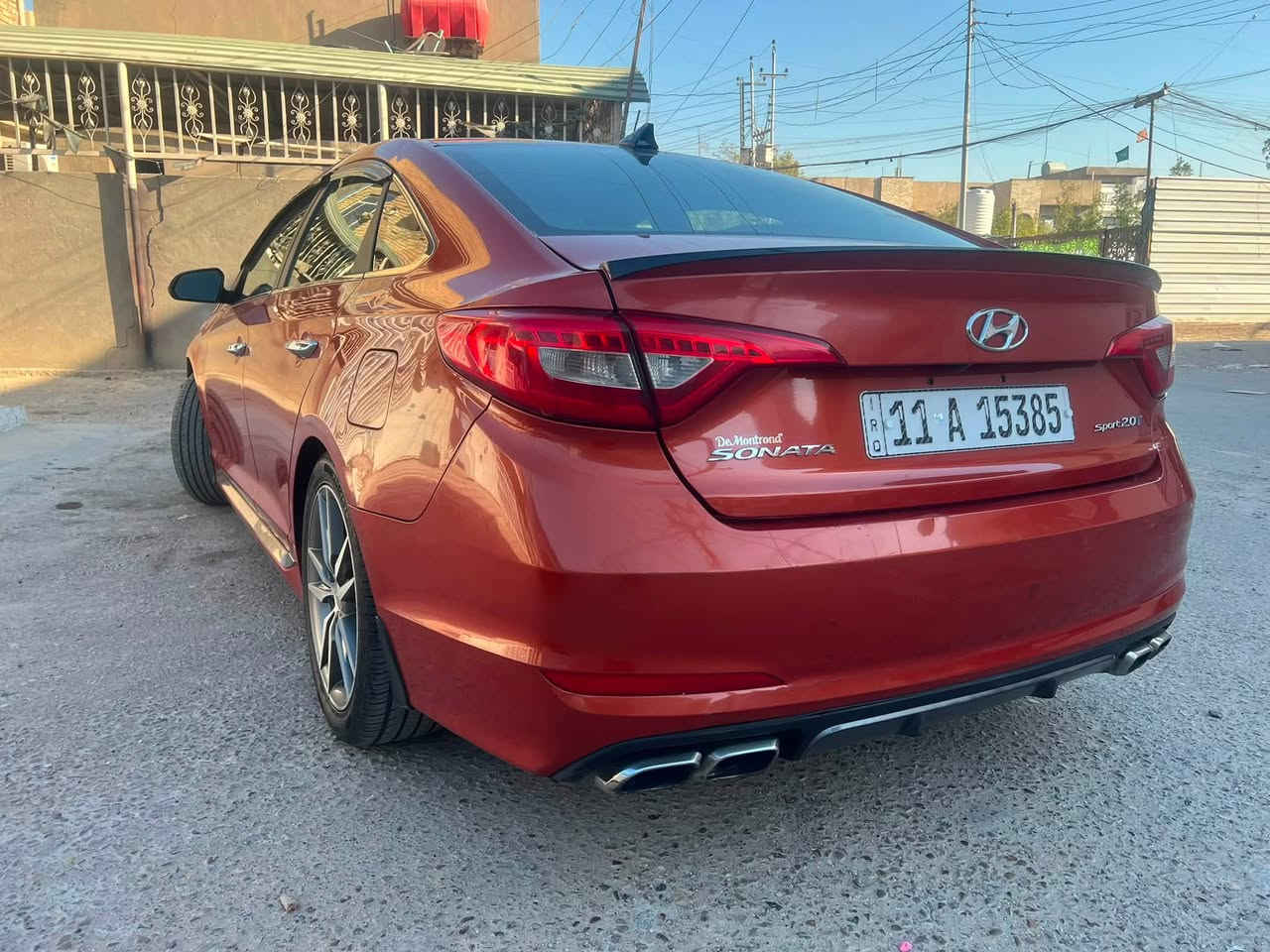 #للبيع
سوناتا 15 سبورت وارد امريكي كاصها ع ايدي بسنتها مبدل مكينه موديل 24 كلش جديده قبل فتره مواصفات تحكم ستيرن بصمه تشغيل وابواب وجنطه كشن كهربائي وتدفئه رادارات جانبيه وبقيه المواصفات المعروفه صور الحادث بلصور 
رقم بغداد باسمي تحويل ثاني يوم
122 ورقه وبيها مجال مكاني بغداد / بلديات
للاستفسار ***********
