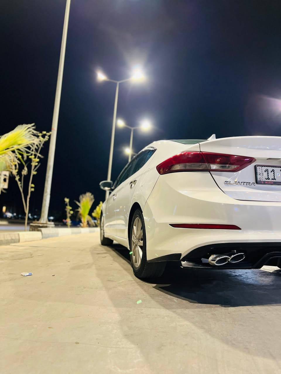 السلام وعليكم للبيع سياره الانترا الموديل 2017فول مواصفات من عدا الفتحه ماشيه 200 سياره وارد امريكي تبريد الرقم بغداد انكليزي حادثه بامريكا قبق جنطه امصلح مواصل الشاصي يعني بدون دواخل و بارد الجاملغ الخلفي مال السايق ما عده هذه ماكو موجود سونار و سنويه جديده و رقم جديد انكليزي و هزه جديده محرك 2000دوش اضافتاً الى منظومة غاز بالصندوق السعر 116 و بيهة مجال عنواني بغداد ***********
