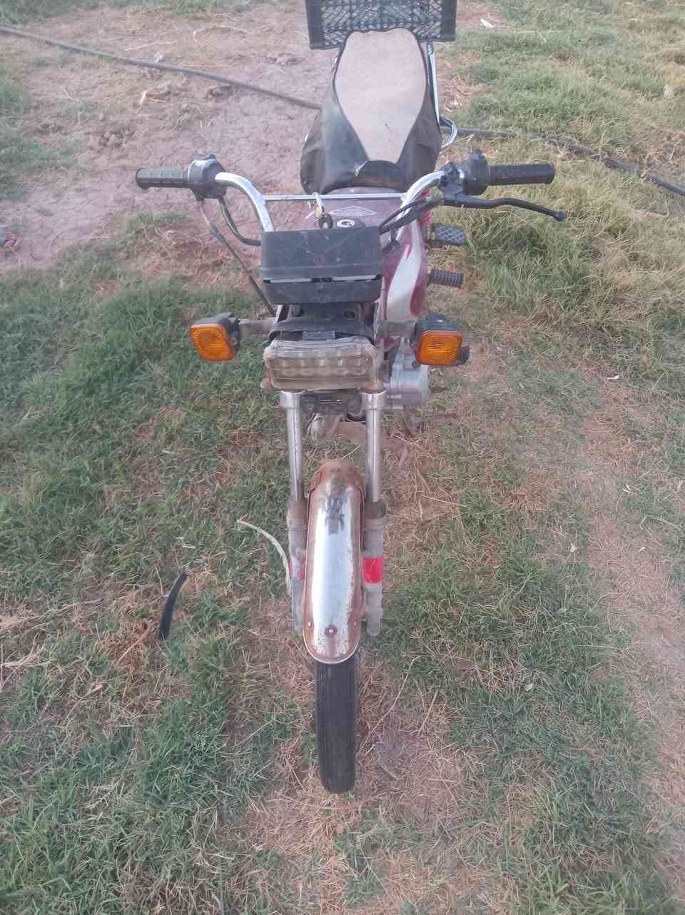 سلام عليكم دراجه البيع سعر 300   بيهه مجال ***********
