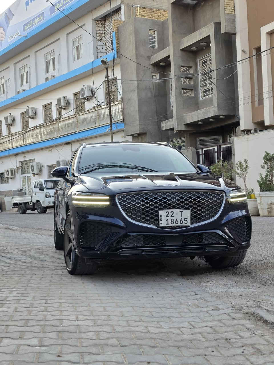 السلام عليكم للبيع 

جينسيس GV70 2023. سبورت اعلى فئه
4 ستندر تيربو 2500
 

المواصفـات 1/1

. سقف بانورامــا

. تحكم بالسيارة عن طريق البصمة (تقديم رجوع)

. كيج الكتروني ديجيتال

. شاشة تبريد لمس + تحكمات لمس

. كشنات حار بارد + ستيرن كهربائي و هيتر

. كير مووس + مووس تحكم شاشة

. دشبول ليزري اضائة داخلية متعددة

. حساسات امامي خلفي

. كاميرا الاشارة بالكيج

. رادار امامي + رادارات محيطية 360 درجة

. قيادة ذاتية + تنبيه الخروج عن المسار

. صندوك كهربائي فتح ذكي

. نقاط عمياء جانبية

. دسكات بريمبو بلادي

. كشن خزن ميموري

. نقاط عمياء جانبية

. هاند بريك بصمة + Auto Hold

. شاحن واير لس

مري شفط قلاب

حادث جاملغ خلفي فقط  
رقم اربيل مداور  

285 وبيه مجال لشراي. 

العنوان النجف . 

رقم الهاتف : ***********
