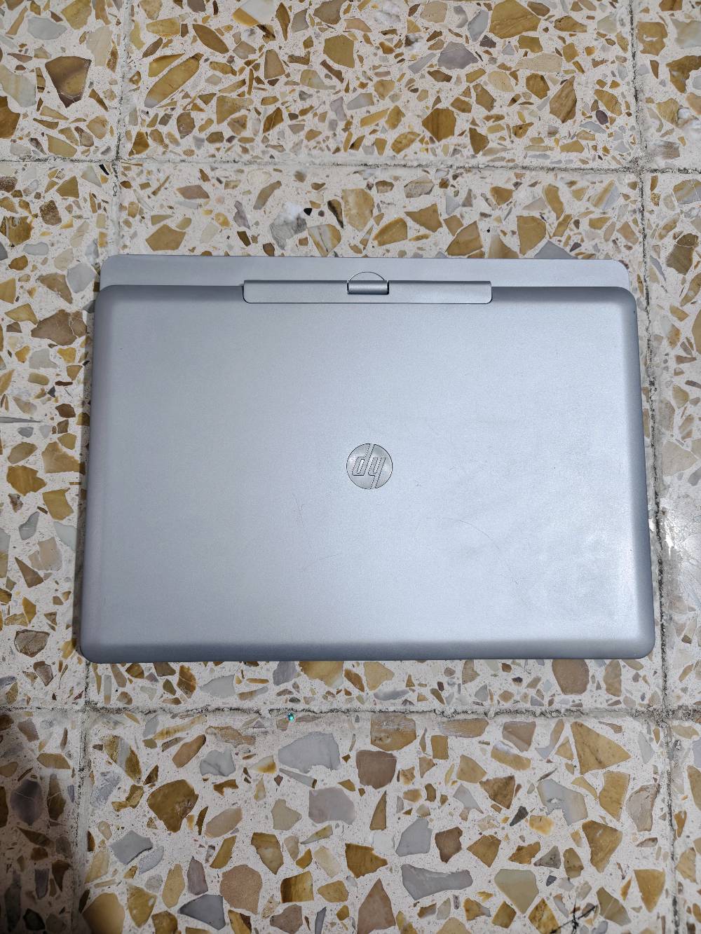 HP 810 G3 • قلاب 360 لمس • i7 الجيل الخامس