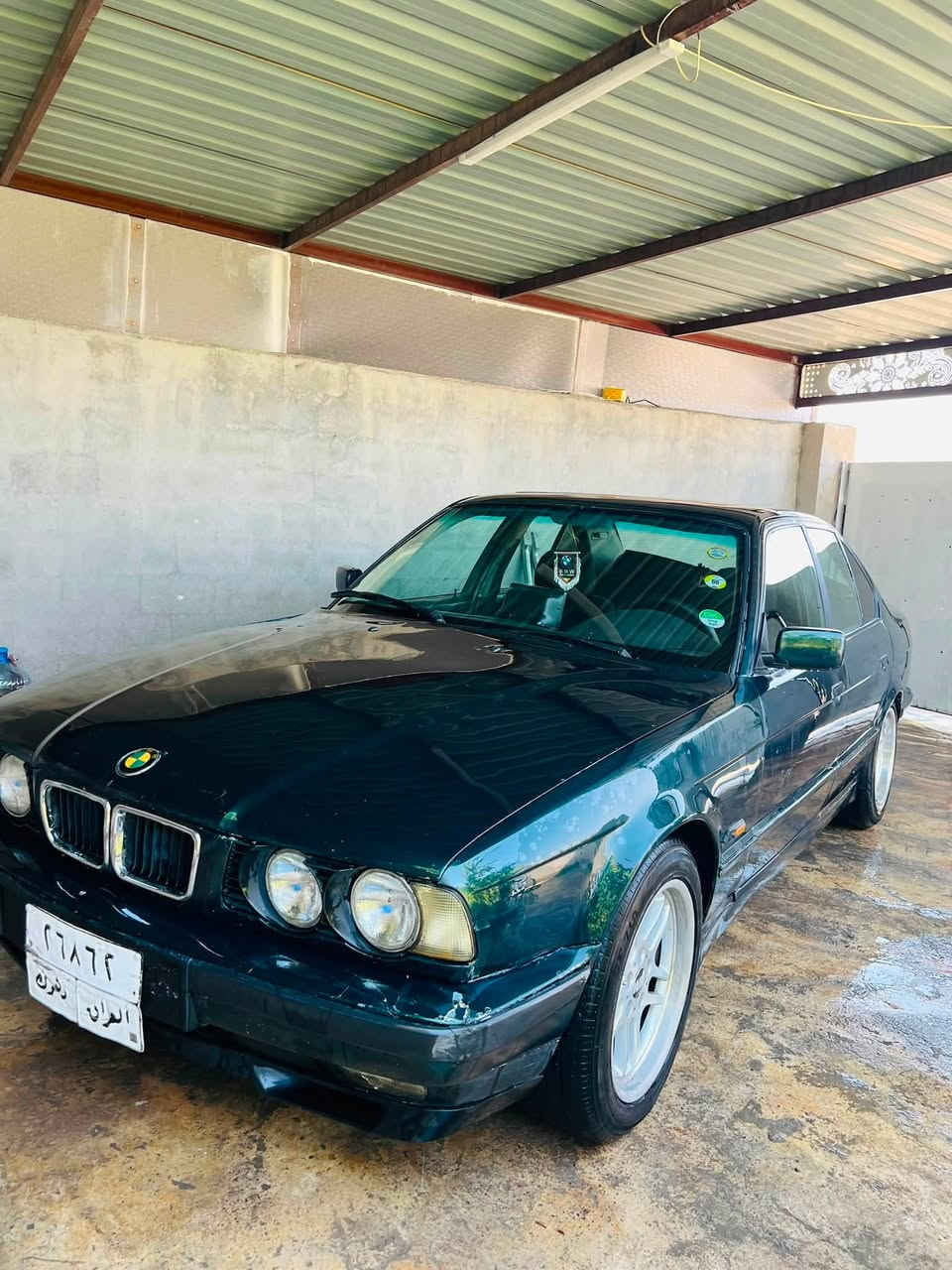 BMM  1995  525iA
موديل 1995بيلاد
بيلاد525و تؤماتيك 
ته بريت سلايد ده بل ارباگ
فول فوله 
ده عمو لئدراوي نيه 
گئر و مه كينه به شه رت
ته قه وره قه ي نيه زؤر تونده
680هه زار غرامه ي له سه ره 
دواي معامه له ده ده مه وه
***********  واتساب
