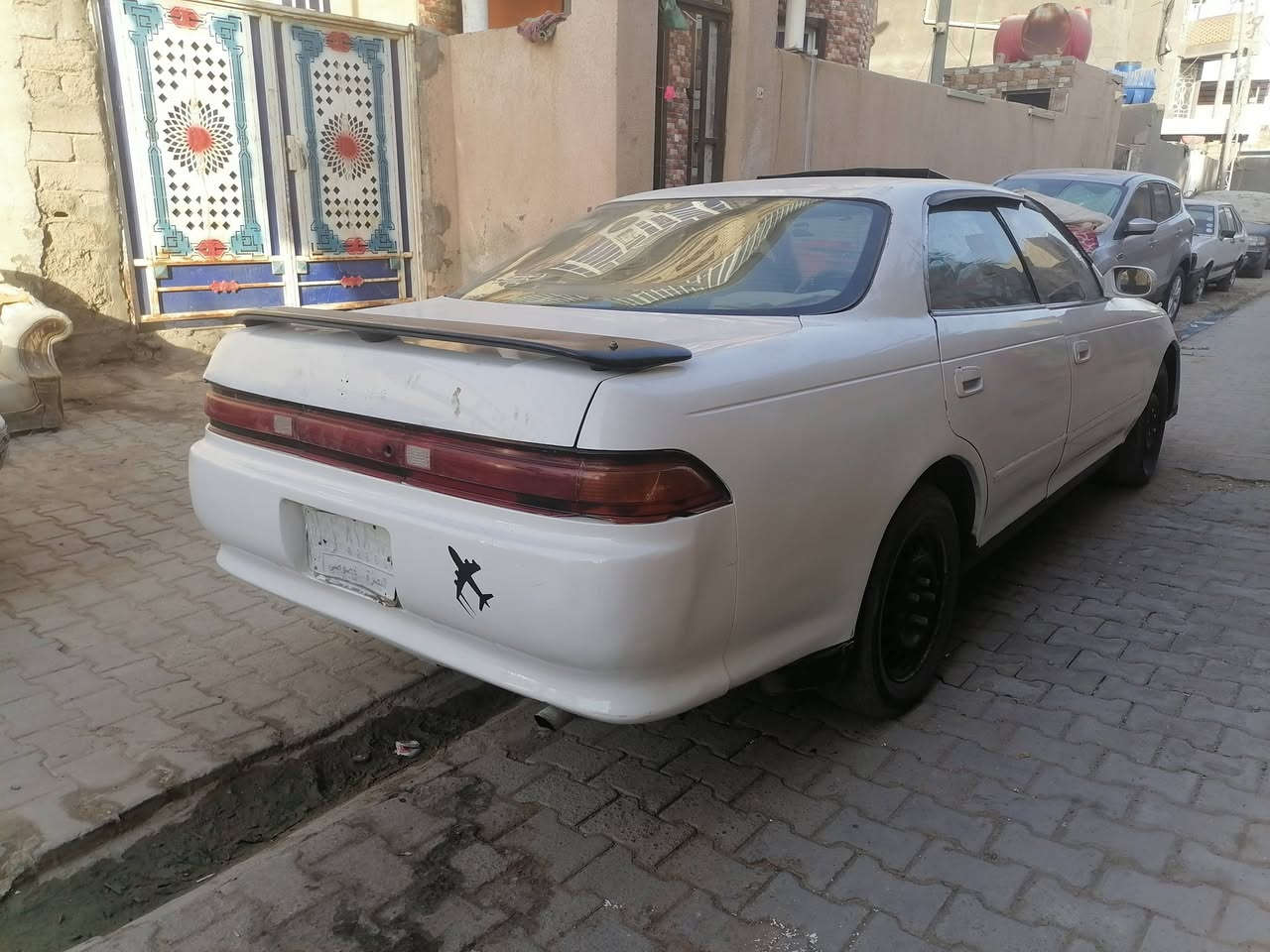 السلام عليكم سياره مارك نفخ للبيع رقم بصره علمن السياره مكصوصه جنطه سنويه ل28علَمن رقم راعي السياره راح مني اوكف طلب وقرامات السعر 27بيع مستعجل العنوان البصره القرنه رقم الهاتف *********** رقم الثاني ***********
