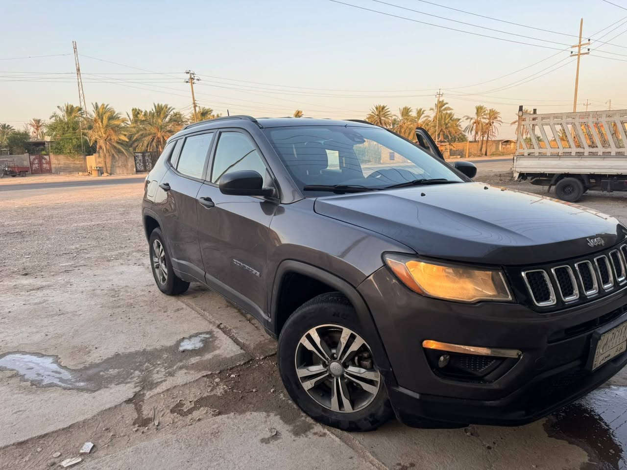 جيب كوباس موديل 18  رقم ذي قار حره تحويل مباشر وارد امريكي حادثها جاملغ وبنيد صوره الحادث ويه الصور وبيها بلباب الخلفي شبرين صبغ ولباقي كفاله كير ومكينه كفاله حداده نضيفه تبريد قطعتين السياره جاهزه وحلوه. سعرها 98 وبيها مجال مكاني ناصريه سوق الشيوخ الشراي يتصل او واتساب ***********
