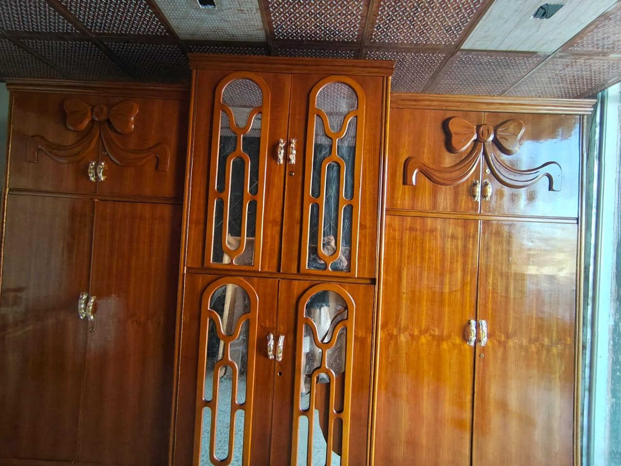 السلام عليكم
غرفة تزگام عراقي درجه اولئ
شغل العماره
مسگمينها ب 7 مليون
غرفه كامله
قويه 
جاهزه من كل النواحي
فقط ..نقص تاج جربايه
كنتور مقطع
رفوف +بوري تعلاگة
دنگ جاو
داخل وخارج صاج
6 ابوب...قاطين
......
زاويه ما تنشال مثل ما موضح بالصوره
كشن لوح 
غرفه اجمل واحله من الصور
الصور ضالمتها
للاستفسار
***********
موجود واتساب عمارة, ميسان

