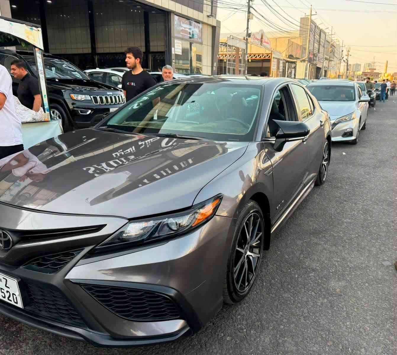 السلام عليكم كامري موديل 2023 فئه se بلاس فول واحد على واحد حادث خفيف باب سايق مبدل ومصبوغ وباب خلف السايق نفسه مصلح ومصبوغ موضح بالصور بجم كبس وخلفي كبس مكفوله من الشواصي واللغود والمكينه والكير والصدر والتبريد كله ع وضع الشركه ماشيه 46 الف السيارة جديده خير من الله مواصفات 
فتحه سقف بصمه تشغيل وابواب وتشغيل عن بعد تبريد قطعتين كشنات جلد شحن وايرليس شاشه كبيره رادار امامي وجانبي وخلفي وقوف ذكي امامي وخلفي تلث انضمه قياده كشن كهرباء منافذ شحن امامي خلفي فول تحكم ستيرن اشاير مري مكاني الاعظميه
السعر 188$
***********
