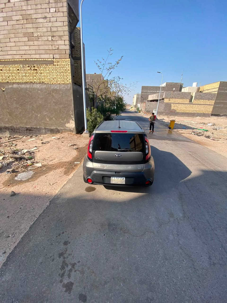 سلام وعليكم
كيه صول ٢٠١٥ 
وارد امريكي السياره ابيع شوف العين حادثه جاملغ امامي  السياره جاهزه عله آخر حبايه تبريد منضومه جديده حداديه جديده تايرات جدد السياره كير عادي مكينه ١٦٠٠ رقم بصره شرط التحويل 
78 وبيه مجال قليل 
***********
