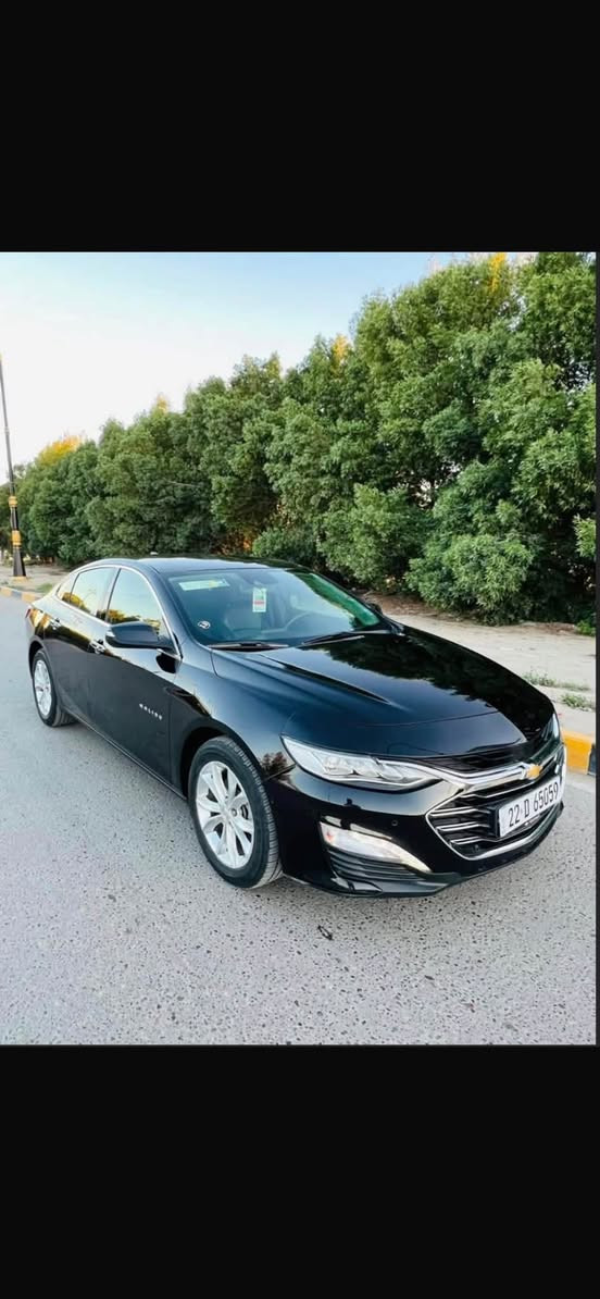 ماليبو 2019 برمير للبيع  وارد كوري
السيارة بدون ايرباك و بدون دواخل بيها الباب الخلفي تعديل بارد فقط + هلال الجاملغ بي شبر 

مواصفاتها: 

بصمة 

شاحن لاسلكي 

شاشة ايباد 

عداد دجتال 

لايت لد امامي و خلفي 

لايت امام 3 عدسات 

كشنات جلد + كهرباء 

الكشنات الامامية تدفئة + تبريد  

الكشنات الخلفية تدفئة  

ستيرن هيتر 

حساس امامي خلفي 360 

اوتو ستوب 

اوتو بارك 

نظام المحافظة على المسار 

نقطة عمياء 

مثبت سرعة تفاعلي 

تبريد قطعتين.....

سعر السيارة: 138 وبيها مجال 

مكان السيارة: بغداد 

*********** وبيه واتساب ❤️
