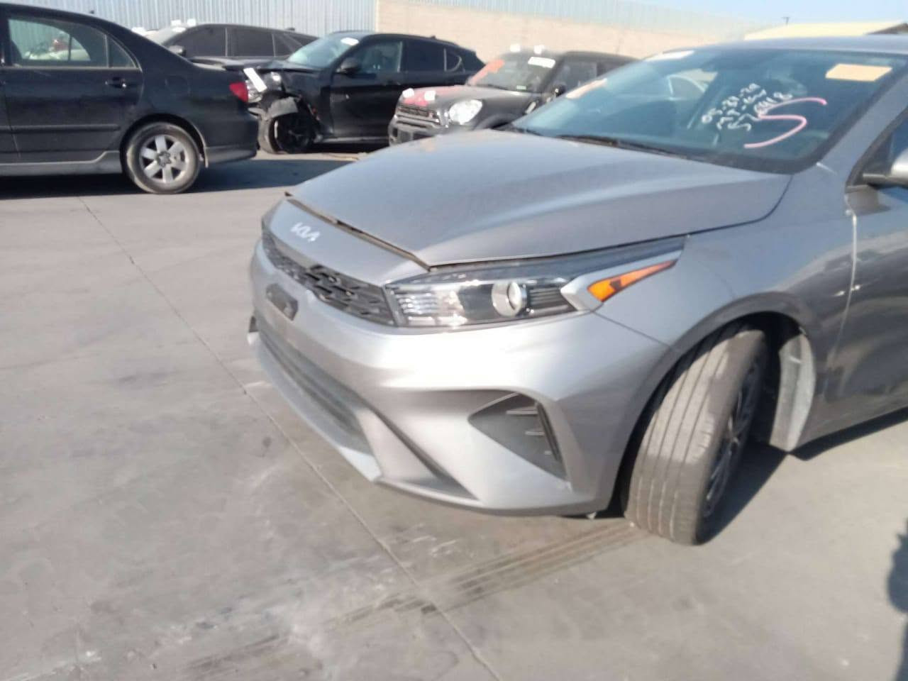 السلام عليكم
كيا فورتي 2023  وارد امريكي رقم اربيل 

السعر 135 ورقه   

تحويل او وكاله 
باقي التفاصيل على الاتصال 

*********** اتصال مباشر او واتساب
