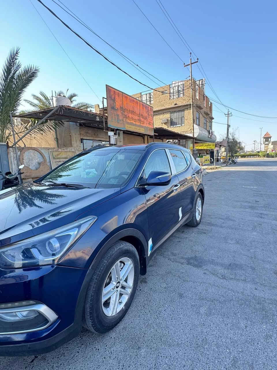 سلام عليكم
سنتافي 17 امريكي
حرة باسمي
ماشيه 97 الف ميل
سعر 123 وبيها مجال
حداديه امامي خلفي جديده وباتري جديد
***********
