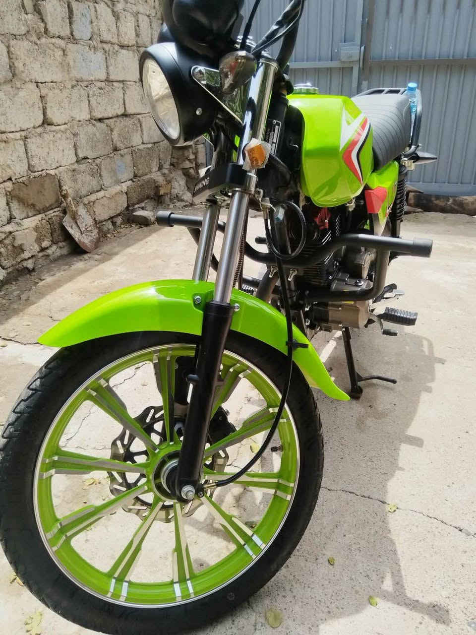 دراجة شاينك ٢٠٢٥ 
ماشية ٦٠٠٠ زيرو 
للبيع سعر ٢٥٠٠ بيه مجال قليل
*********** موصل, نينوى
