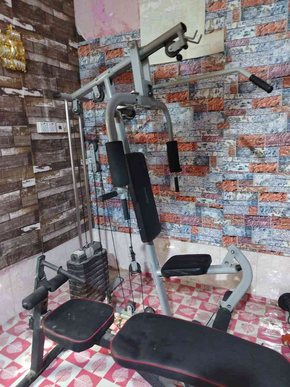 يا الله سلام عليكم
بوكس حديد للبيع سعر 350 وبي مجال 
المكان البصره هارثه المسحب 
اتصال على هاذ رقم ***********
شراي يدلل علينه
