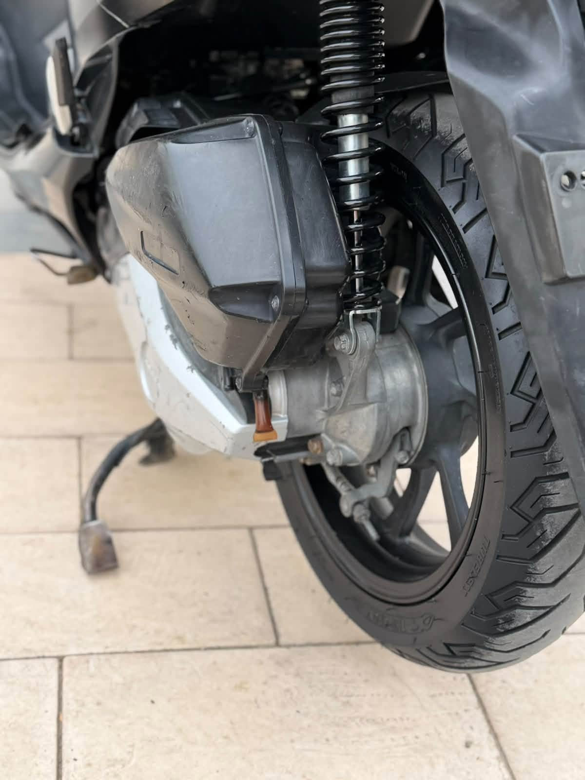 PCX • ١٥٠ • ٢٨الف