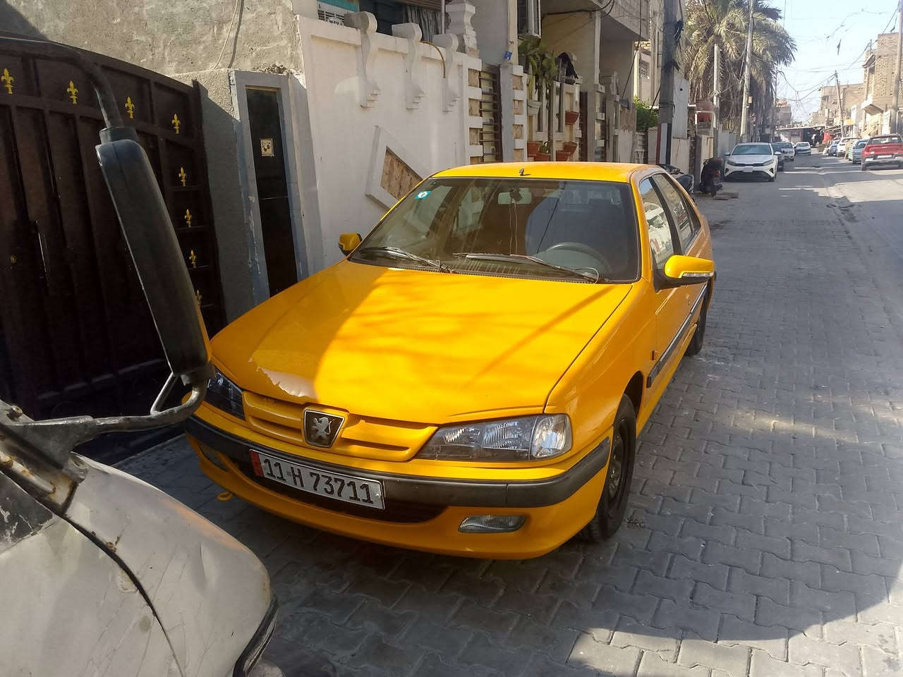 سلام عليكم 
ل بيع بيجو بارص موديل 2018 رقم بغداد الإنكليزي هيئه وغرامه مصفر 
مكفول من صبغ وضربه ماعدا الهلال خلفي معمر سونار موجود 
***********
بغداد الحريه
