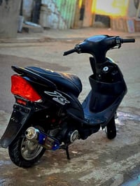 ماكس عدلة • رياضي • للعب