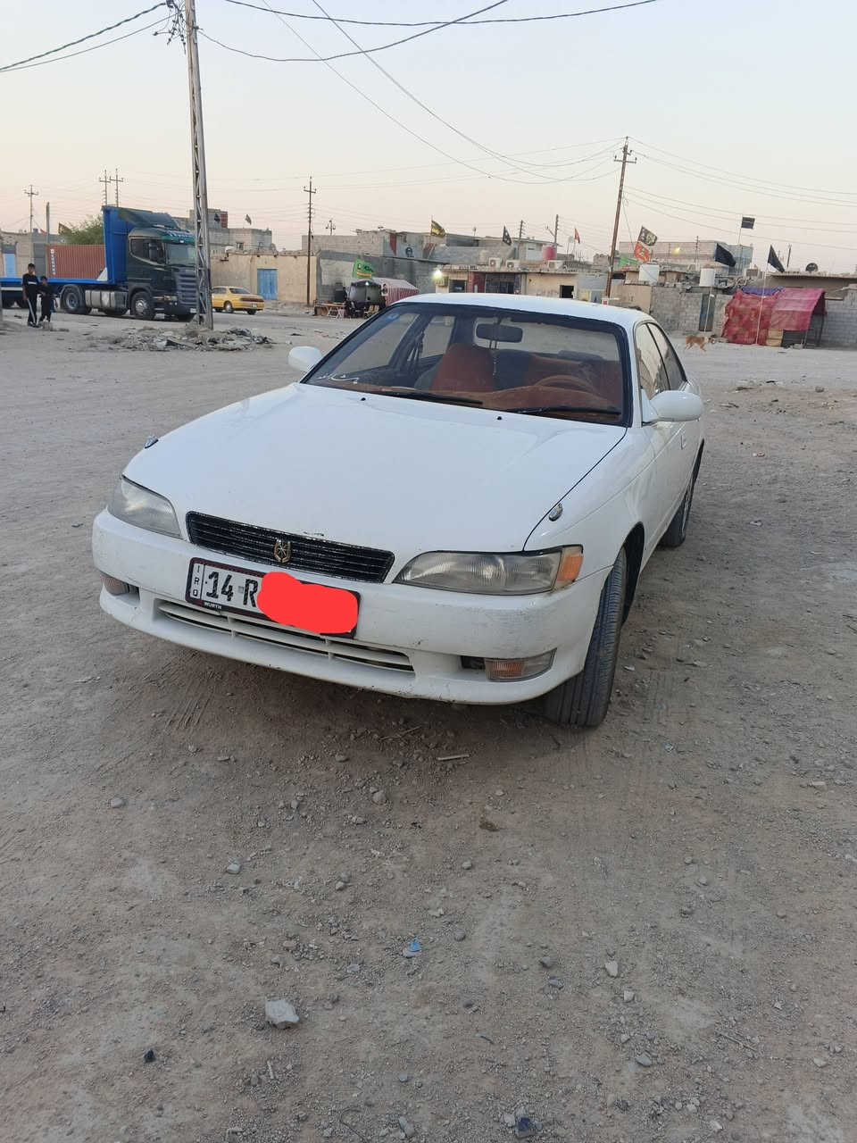 مارك للبيع بيه كصه فخضه  حداديه جديده تخم تاير جديد مكينه  تمام كير تمام  كهربائية كله شغاله تبريد عاطل  سنويه 2029 راعيه يريد تحويل  سعر 40قفل  بيه تلحضات خياس ب صندوق،،، عنوان الزبير ***********
