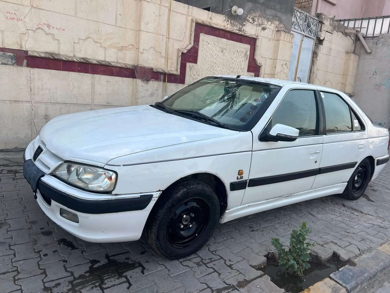 بيجو بإرص مديل2013رقم نجف انكليزي السياره جاهز عايزه حداديه خلفيه فقط تخم تاير جديد مكينه خير من الله لاتنقيص ولاتبخير مابيه تبديل السياره بيه بارد بالجاملغ الوره مثل ماموضح بالصوره السعر 35 مكان السياره نجف شارع المطار 
الرقم ***********
