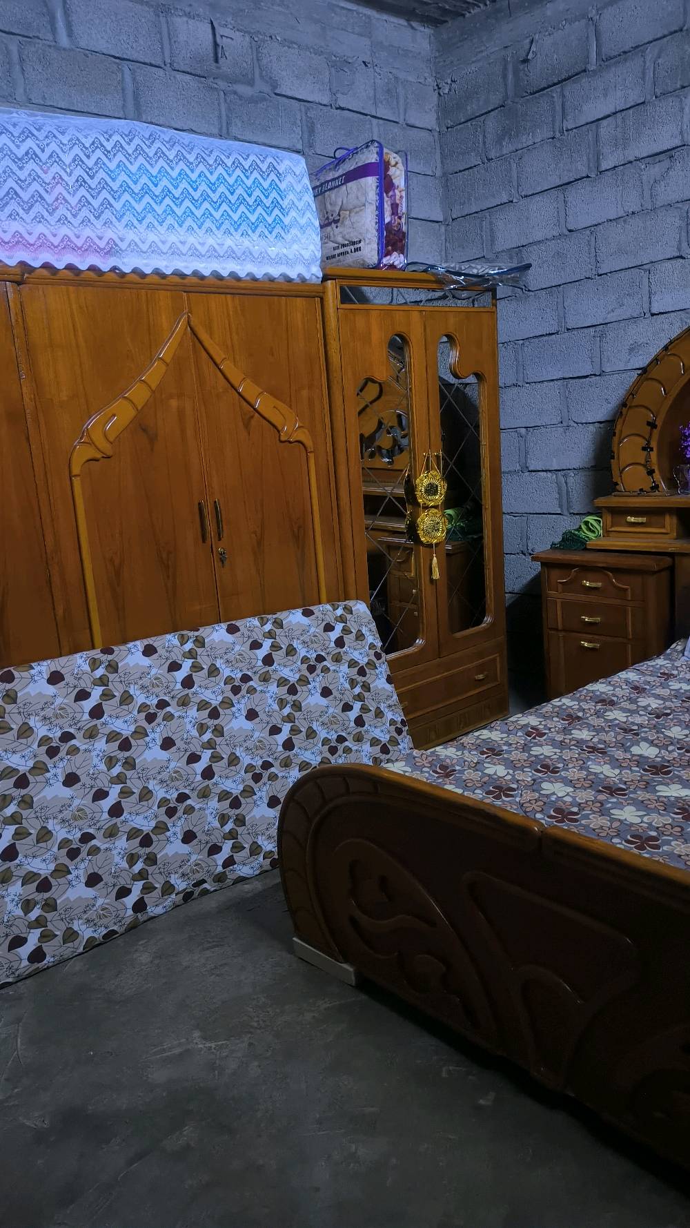 للبيع 700الف