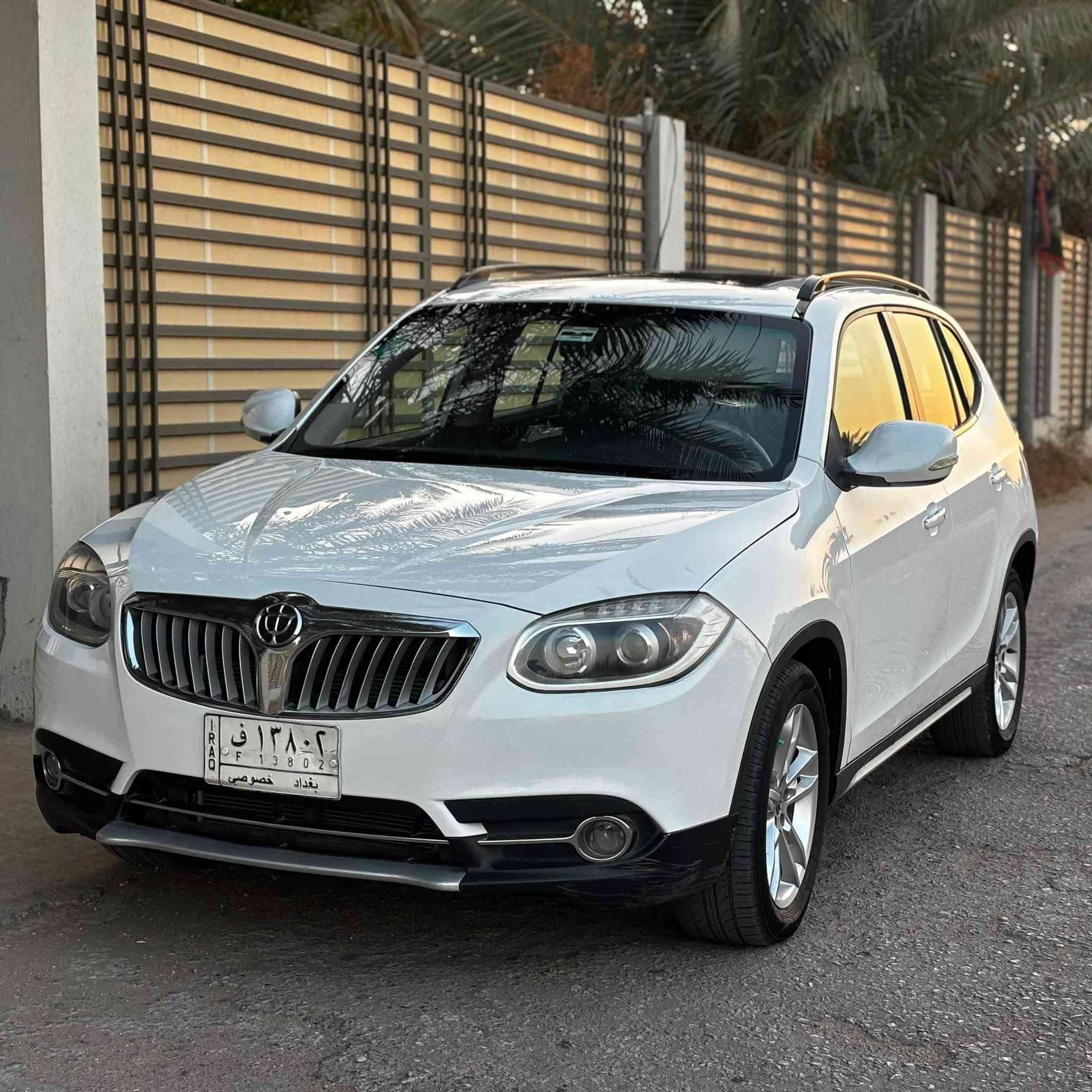 برليانس V5
Brilliance V5
2014
بعداد 106 الف كيلو متر فقط
للبيع سيارة رقم بغداد
بدون ضربة بدون صبغ بدون تبديل بدون فتح بدون شخوط
فقط بارد بنهاية الجاملغ الامامي جهة السايق مقدار اقل الشبر اقل الشبر 
كير محركة كهربائيات ع وضع الشركة والبلاد 
مابيه شي مو شغال تبريد ثلج تدفئة شغالة
السيارة مابيه نقص
وفول مواصفات
بصة تشغل
بصمة ابواب 
جنطة لمس
يدات نيكل
داخل مطعم بنيكل
شاشة تبريد 
بيه فقط الحدادية الامامية 80%
مكان السيارة بابل الحله
السعر 72 فقط

للاستفسار 
***********
