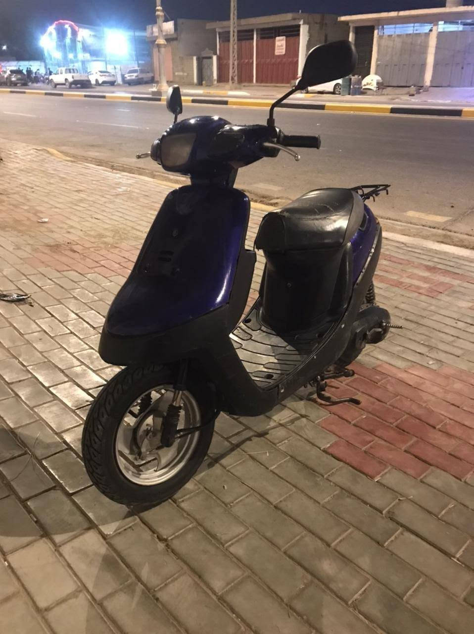 السلام عليكم دراجه بطه لبيع نضيفه معدل شلع مكينه خرسه  تايرات جدد وياله جدد شلعه شك الكاع شاصي مكفول مكينه ناعمه كله شغال سعره ٢٢٥وبيه مجال مكاني كربلاء الاستفسار مراسله الصفحه  او رقم ***********
