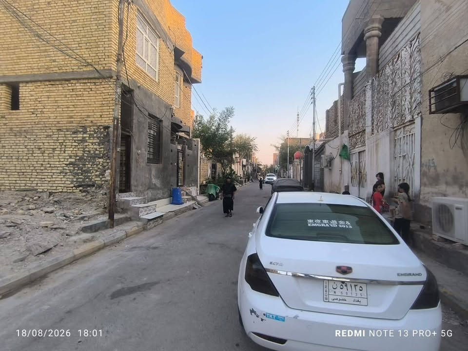 قطعه للبيع مساحه 200 متر بسومر بسايدين نهايته قريب الشارع القبل المنتدى شارع القطعه 10 الشارع القريب عليه 20 
القطعه ثاني عن الركن 

***********
السعر  230 فقط اتصال ☎️ على هذا الرقم

