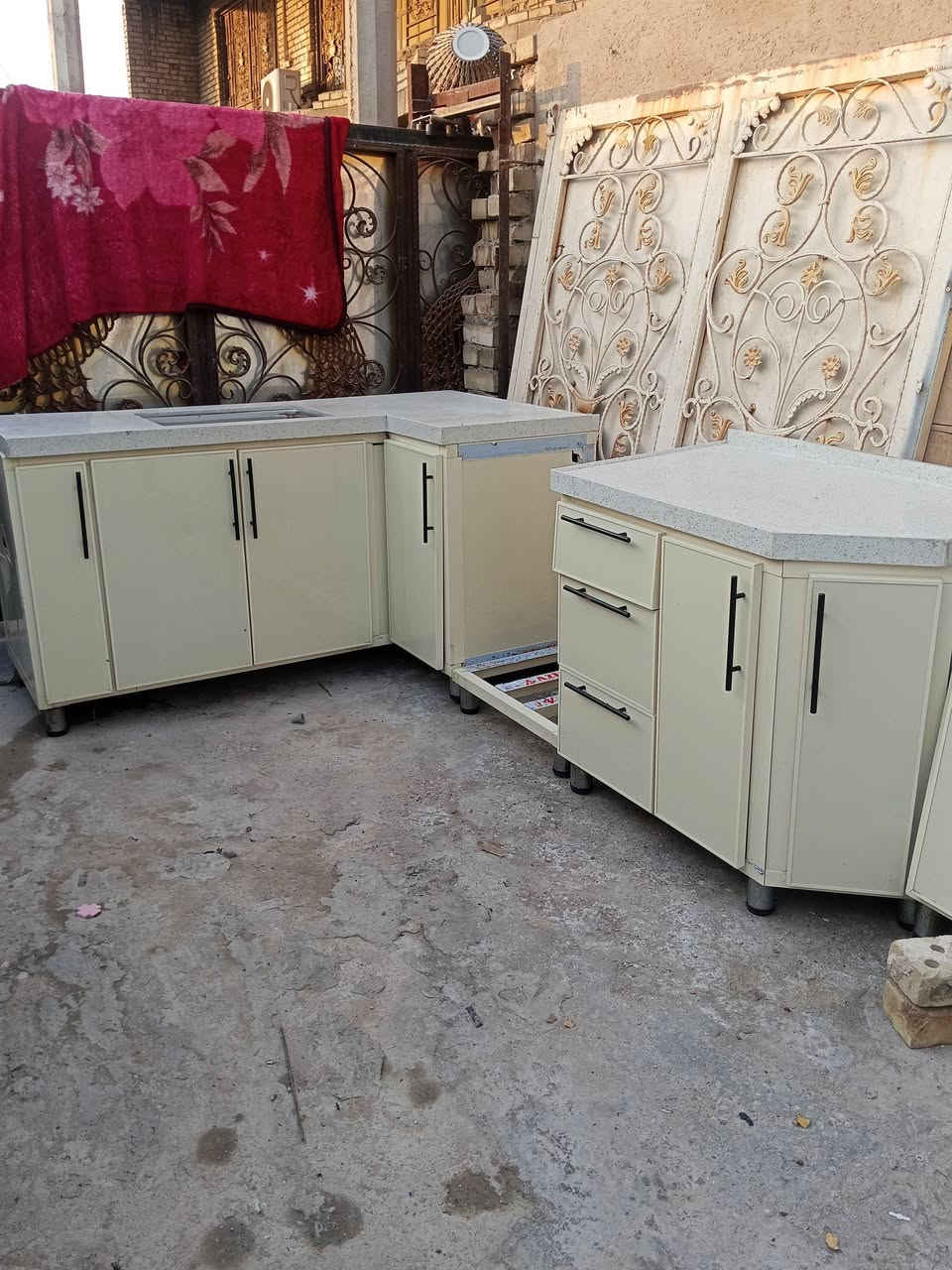 سلام عليكم اغراض بيت كامل نضيفه كلش مكاني بغداد شراي يجي واتساب ***********
